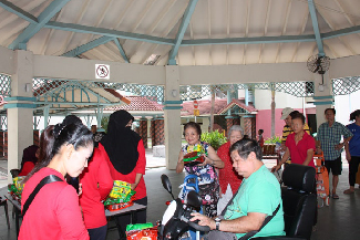 Distribution at Toa Payoh 18 Jan 20